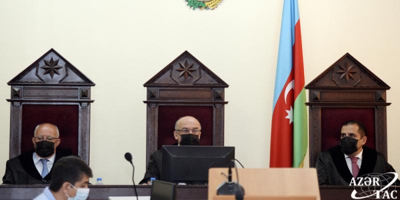 В Бакинском апелляционном суде проходит судебное заседание по делу членов армянских вооруженных формирований, совершивших террористические и провокационные преступления на территории Азербайджана