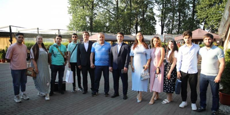 По инициативе председателя АМОР Лейлы Алиевой состоялся Межрегиональный форум этой организации