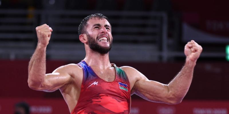Azərbaycan güləşçisi Rafiq Hüseynov Tokio Olimpiadasında bürünc medal qazanıb