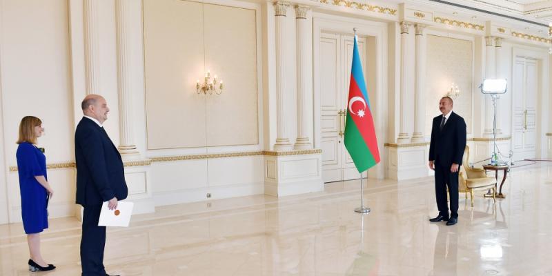 Президент Ильхам Алиев принял верительные грамоты новоназначенного посла Бельгии в Азербайджане
