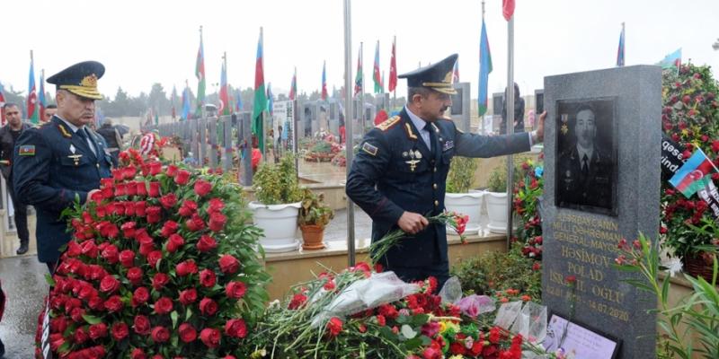 Начальник и руководящий состав Государственной пограничной службы посетили Второй Шехидляр хиябаны