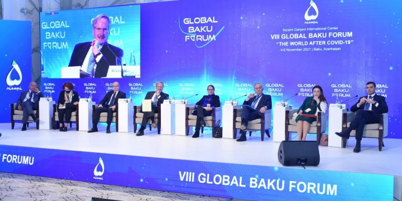 VIII Bakı Qlobal Forumu çərçivəsində qlobal iqlim dəyişiklikləri ilə mübarizəyə dair müzakirələr aparılıb