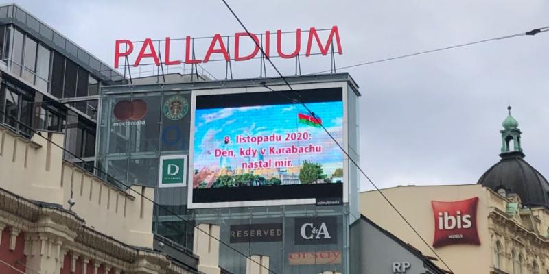На билбордах чешских городов появился контент по случаю Дня Победы азербайджанского народа