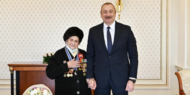 President Ilham Aliyev presented “Istiglal” Order to Chairperson of Organization of War, Labor, and Armed Forces Veterans Fatma Sattarova