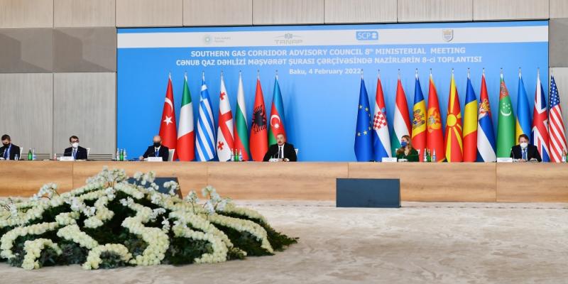 В Баку проходит VIII министерское заседание в рамках Консультативного совета Южного газового коридора  В заседании принял участие Президент Азербайджана Ильхам Алиев