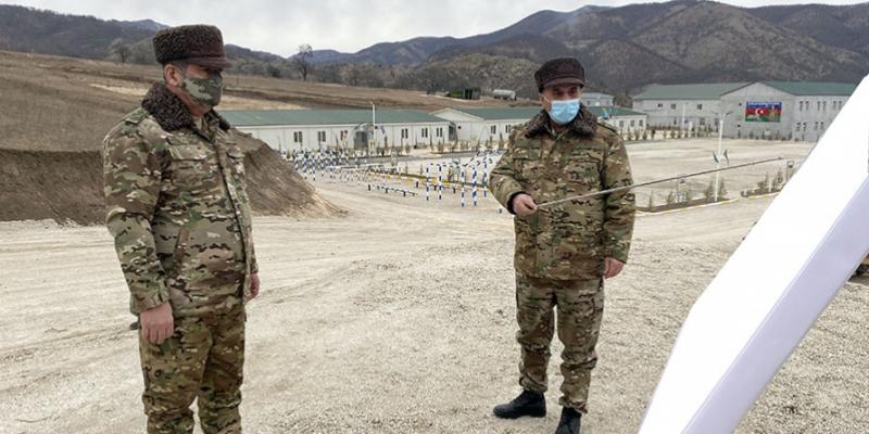 Министр обороны посетил воинские части в Лачинском районе