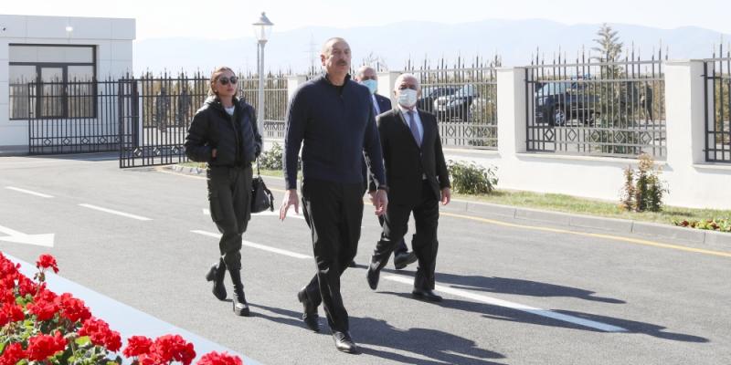 Поездка Президента Ильхама Алиева и первой леди Мехрибан Алиевой в Агдамский район Введены в строй подстанции «Агдам-1», «Агдам-2» и Центр цифрового управления «Карабах»