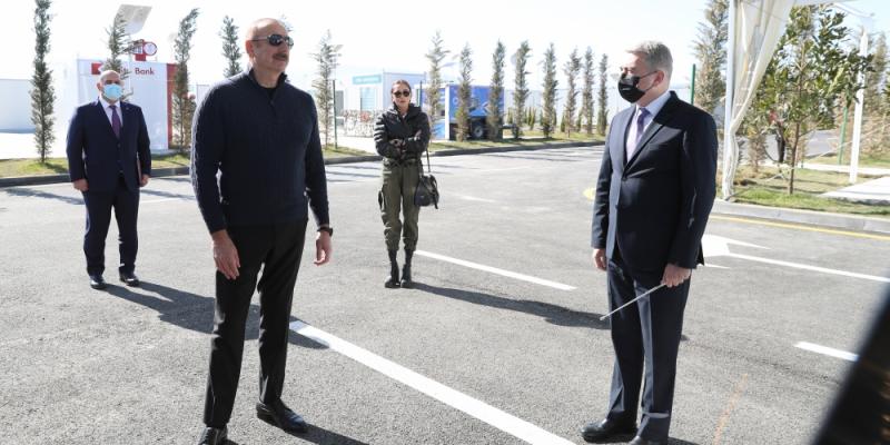 Президент Ильхам Алиев заложил фундамент двух предприятий в Агдамском промышленном парке