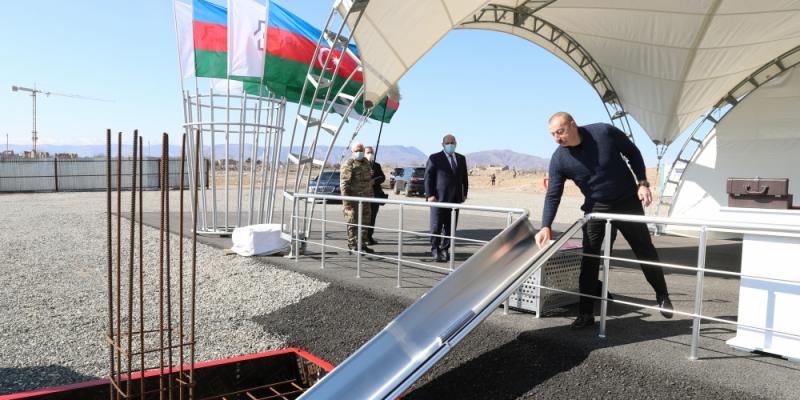 Президент Азербайджана заложил фундамент гостиницы Park Forest Hotel Aghdam