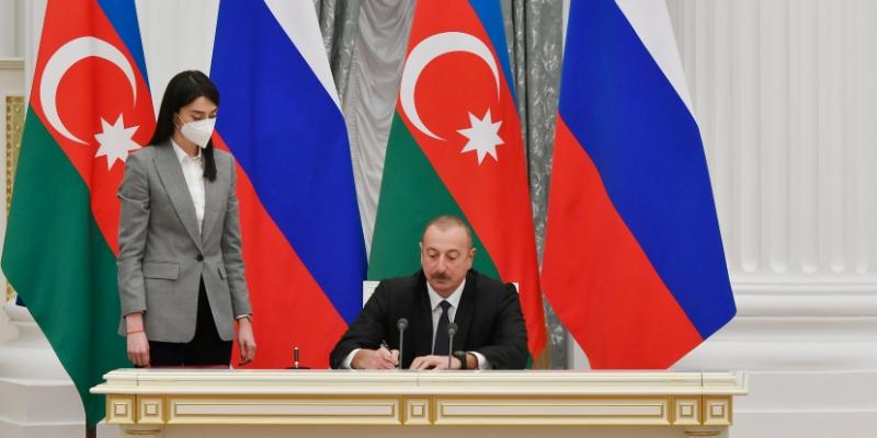 В Москве подписана Декларация “О союзническом взаимодействии между Азербайджанской Республикой и Российской Федерацией”