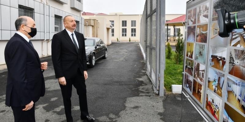 Президент Ильхам Алиев ознакомился с условиями, созданными в новых современных пенитенциарных учреждениях в Баку
