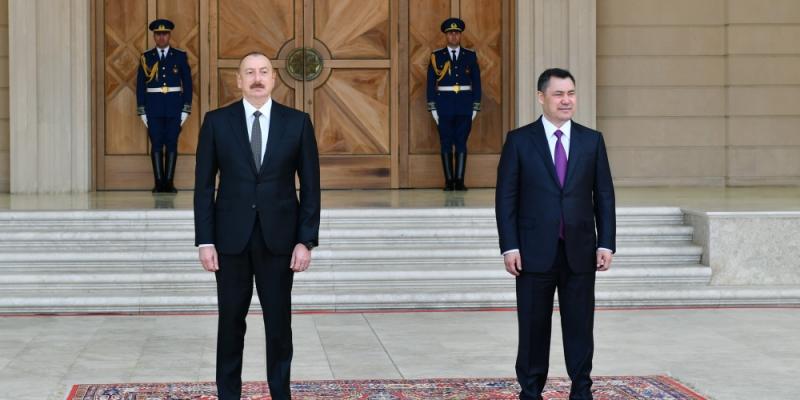 Состоялась церемония официальной встречи Президента Кыргызской Республики Садыра Жапарова