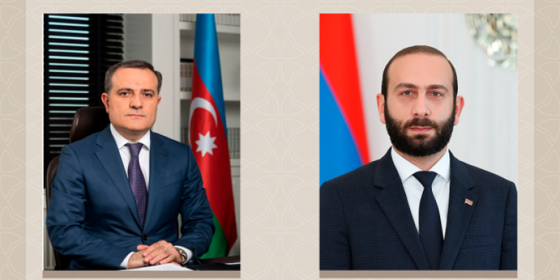 Azerbaijani, Armenian FMs have phone talk