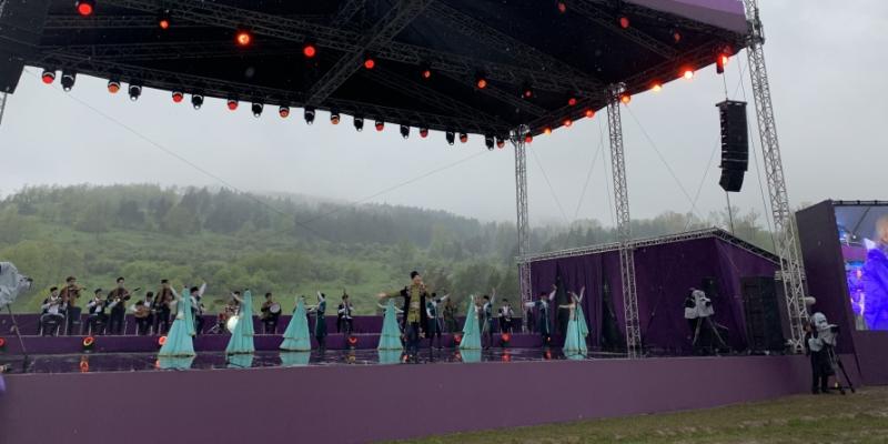 Azərbaycanın mədəniyyət paytaxtı Şuşada V “Xarıbülbül” Beynəlxalq Folklor Festivalının açılışı olub