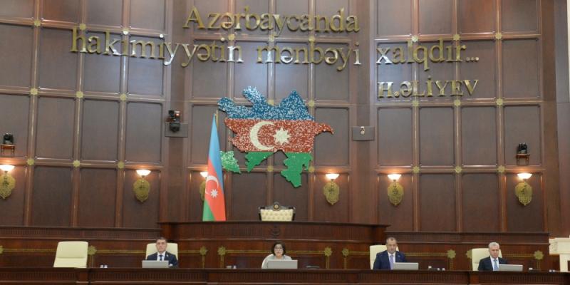 Сахиба Гафарова: На внеочередной сессии Милли Меджлиса принято 38 законов и 6 постановлений