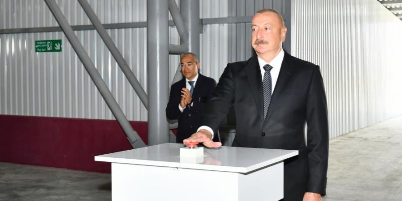 Президент Ильхам Алиев принял участие в церемониях открытия и закладки фундамента новых предприятий в Сумгайытском химическом промышленном парке