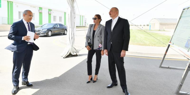 Президент Ильхам Алиев и первая леди Мехрибан Алиева ознакомились с предприятием ООО Grand-Agro İnvitro, приняли участие в открытии перерабатывающего завода ООО «Азбадам»