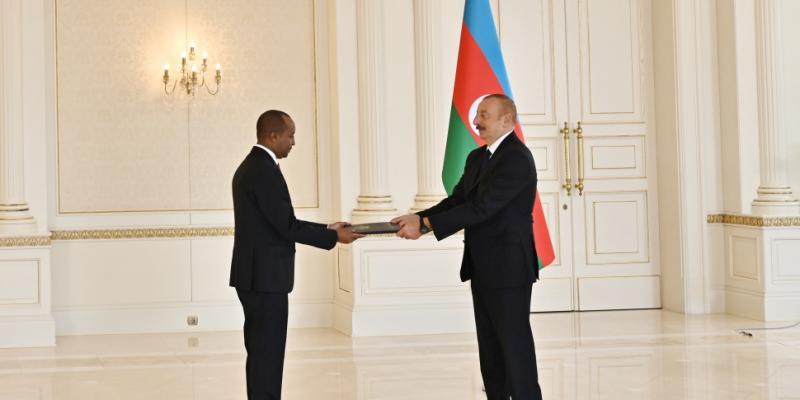 President Ilham Aliyev received credentials of incoming ambassador of Rwanda