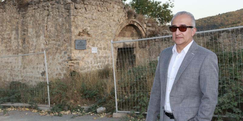 Правнук Иреванского хана побывал во дворце Панахали хана в Шуше