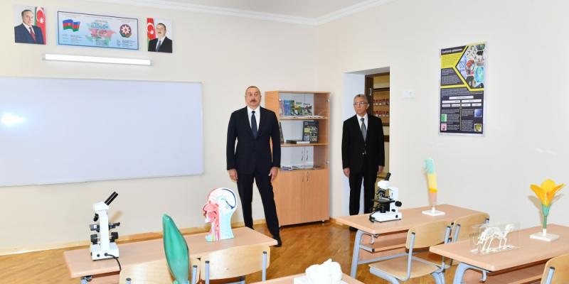 President Ilham Aliyev viewed conditions created at secondary school No35, a new block of which was built in Nasimi district, Baku