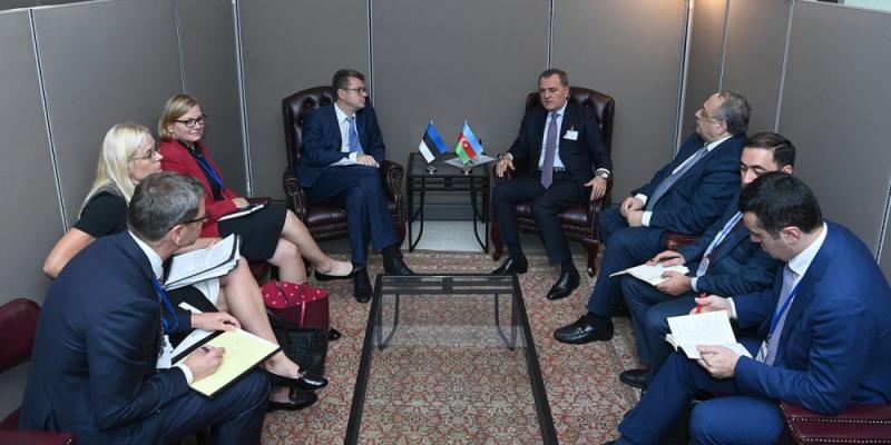 Обсуждено двустороннее сотрудничество между Азербайджаном и Эстонией