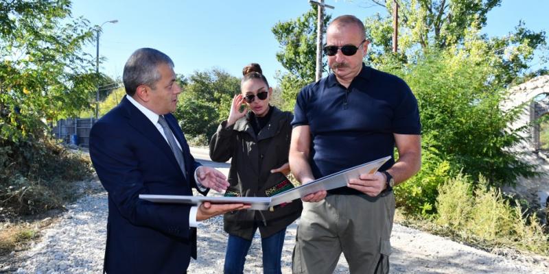 В Шуше восстанавливается административное здание жилищно-коммунальной и ремонтной службы