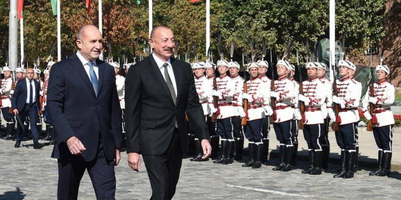 В Софии состоялась церемония официальной встречи Президента Ильхама Алиева