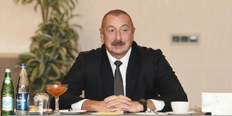 Президент Ильхам Алиев встретился с представителями ведущих бизнес-кругов Болгарии