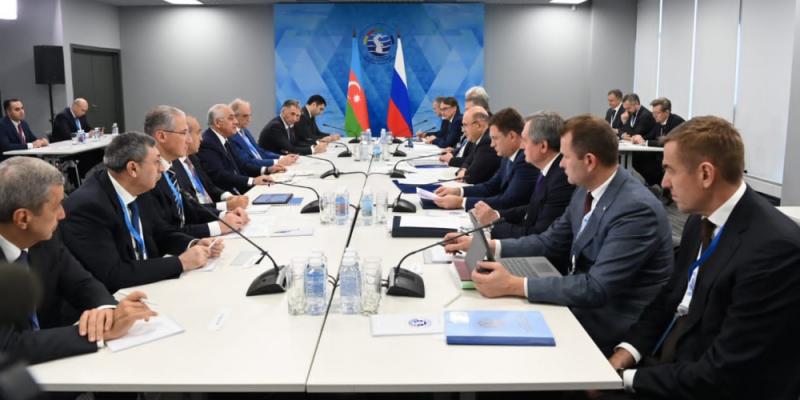 Azerbaijani PM Ali Asadov meets with his Russian counterpart