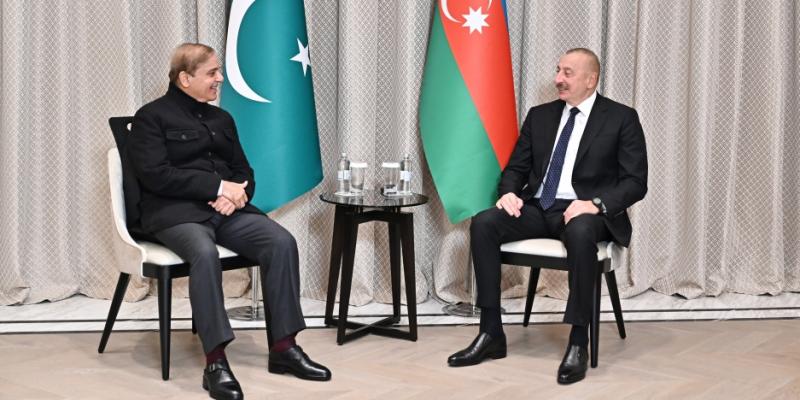 Azərbaycan Prezidenti İlham Əliyevin Astanada Pakistanın Baş naziri ilə görüşü olub 