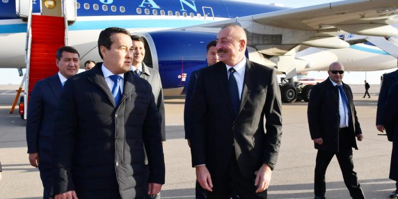 Президент Азербайджана Ильхам Алиев прибыл с рабочим визитом в Казахстан