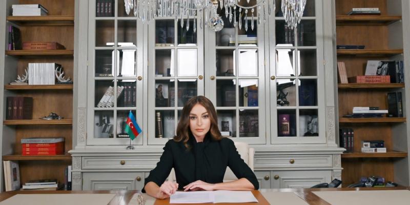 Первый вице-президент Мехрибан Алиева поделилась публикацией по случаю Дня восстановления независимости