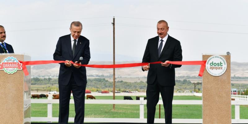 Президенты Азербайджана и Турции приняли участие в открытии первого этапа комплекса умного сельского хозяйства «Агропарк Dost» в Зангилане