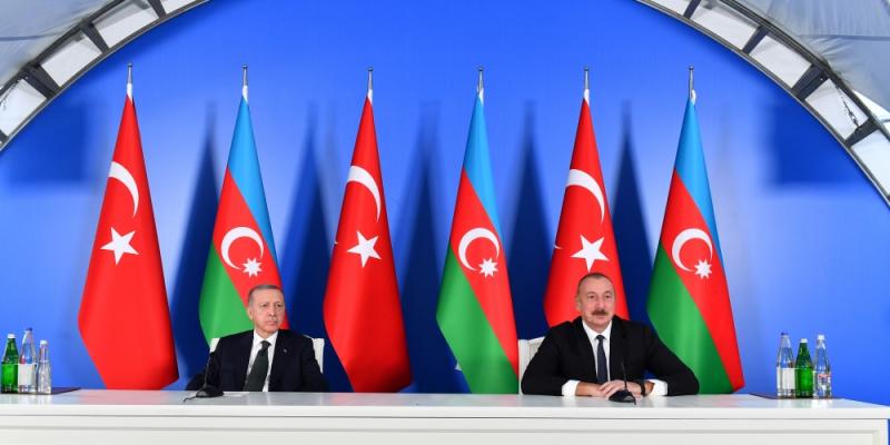 Президенты Азербайджана и Турции выступили с заявлениями для печати в городе Джебраил