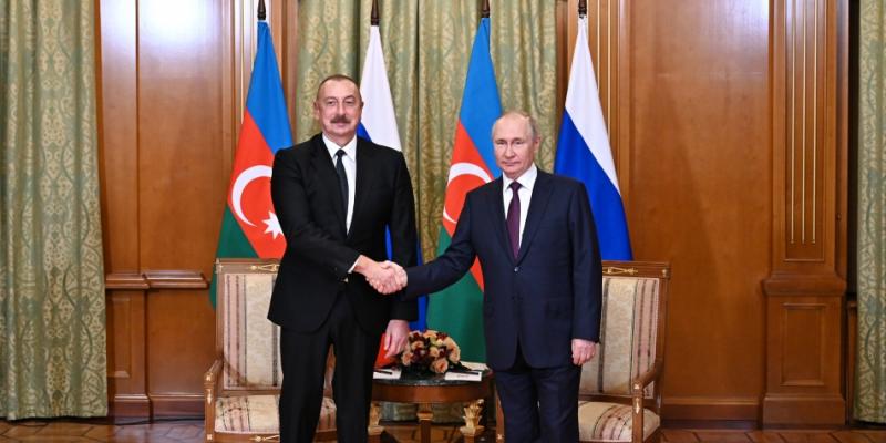 В Сочи состоялась двусторонняя встреча между Президентом Азербайджана Ильхамом Алиевым и Президентом России Владимиром Путиным