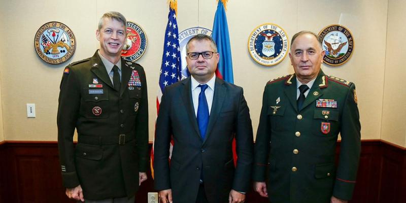 Chief of General Staff of Azerbaijan Army meets with Chief of US National Guard Bureau