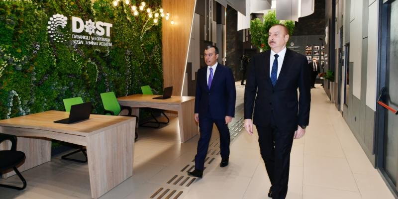 Президент Ильхам Алиев принял участие в открытии в Баку Центра DOST номер 5 