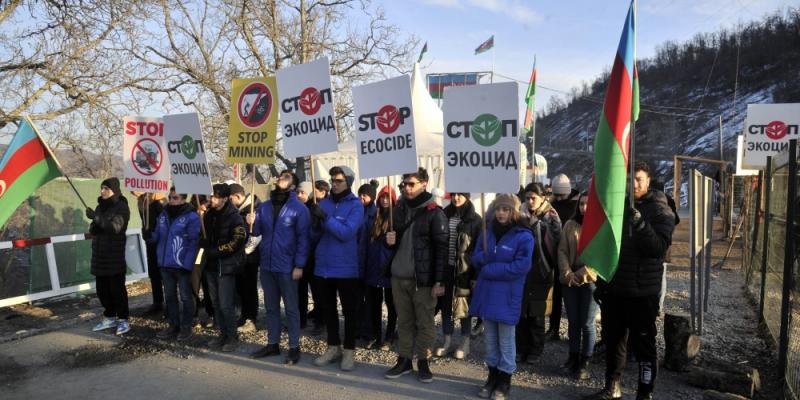 37-й день акции: Решимость активистов так же непоколебима, как и их требования