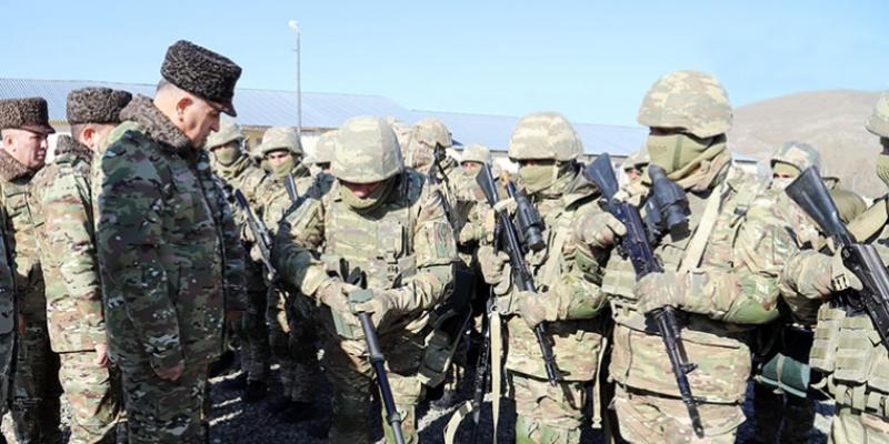 Leadership of Azerbaijan`s Defense Ministry visits Land Forces military units