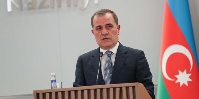 Джейхун Байрамов: Армянская сторона пытается возложить всю ответственность в связи с ситуацией на Лачинской дороге на Азербайджан и Россию