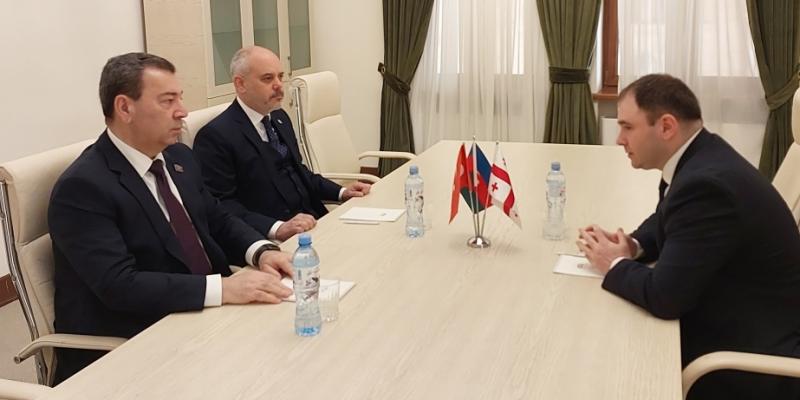 В Тбилиси состоялась встреча глав комитетов по внешним связям парламентов Азербайджана, Грузии и Турции