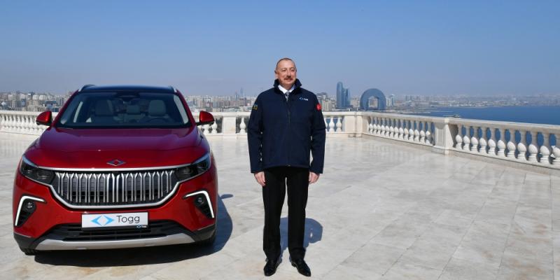 Türkiye’s first indigenous electric car Togg presented to President of Azerbaijan Ilham Aliyev