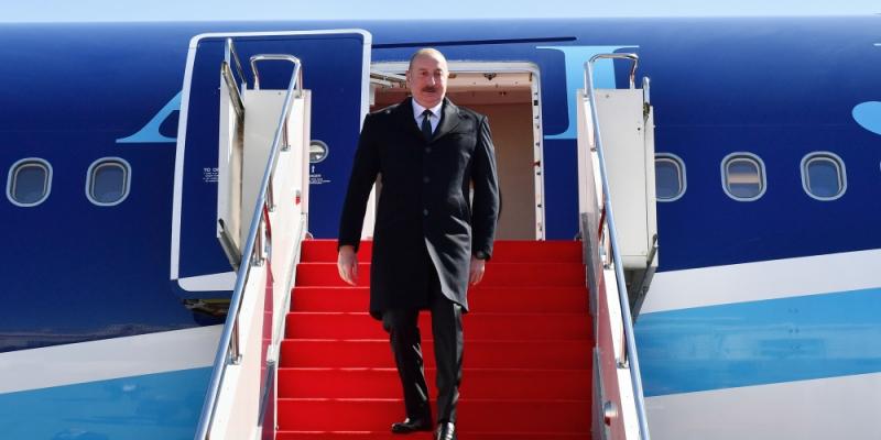 Президент Азербайджана Ильхам Алиев прибыл с официальным визитом в Казахстан