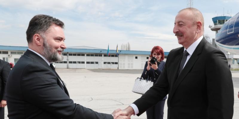 President Ilham Aliyev arrived in Bosnia and Herzegovina for official visit