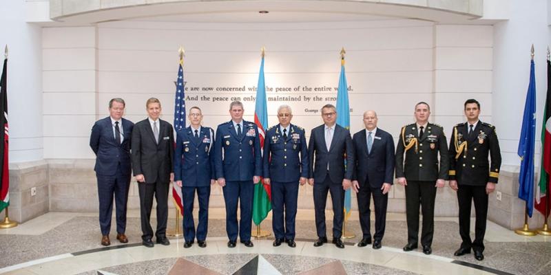 Azerbaijan, US discuss prospects for development of military education