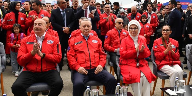 Президент Ильхам Алиев и Президент Реджеп Тайип Эрдоган приняли участие в фестивале «ТЕХНОФЕСТ» в Стамбуле