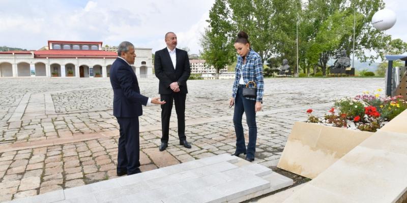 President Ilham Aliyev and First Lady Mehriban Aliyeva examined works to be carried out in front of administrative building of Special Representative Office in Shusha