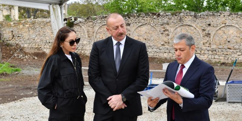 В Шуше заложен фундамент жилого комплекса из 17 зданий