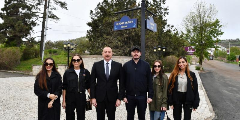 В Шуше состоялось открытие вывесок на пересечении улиц Гейдара Алиева и 8 Ноября