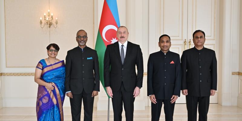 President Ilham Aliyev accepted credentials of incoming ambassador of India